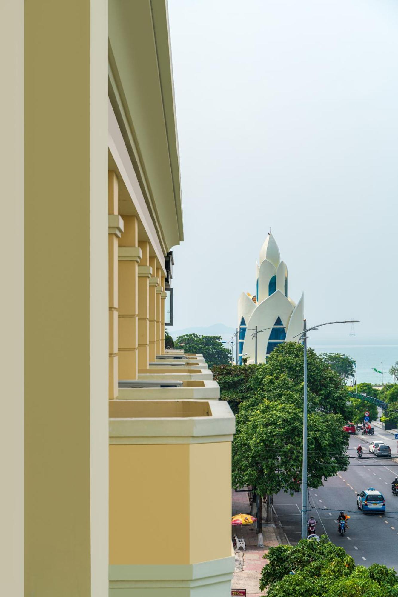 Tran Vien Dong Hotel Nha Trang Exterior foto